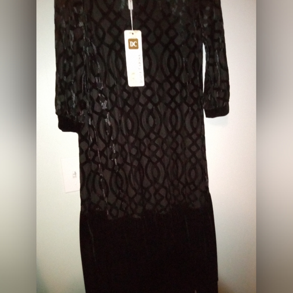 Dolce Carina Black Midi Dress size 10